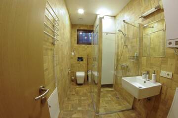 Фото номера Апартаменты с террасой Апартаменты Žvėrinčiaus vila г. Бирштонас 6