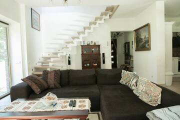 Фото номера Вилла с 3 спальнями Виллы Vila Birstone г. Бирштонас 44