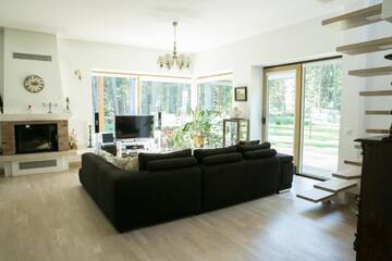 Фото номера Вилла с 3 спальнями Виллы Vila Birstone г. Бирштонас 17