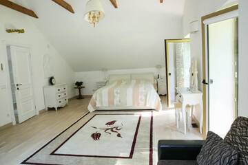 Фото номера Вилла с 3 спальнями Виллы Vila Birstone г. Бирштонас 86