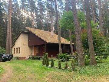 Фото номера Вилла с 3 спальнями Виллы Vasarnamis gamtos apsupti г. Бирштонас 15